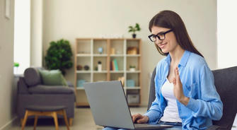 Online vs. In-Person CNA Classes: Which Is Better for You?